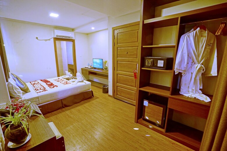 Sanctuary Hotel