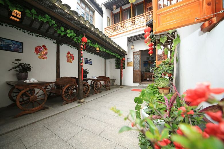 Hotel Zhouzhuang Courtyard 99 Hostel