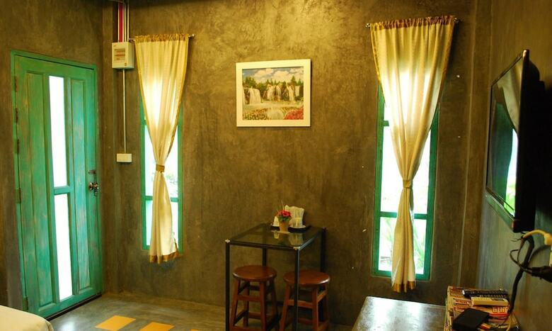 Hotel Chatchanan Resort