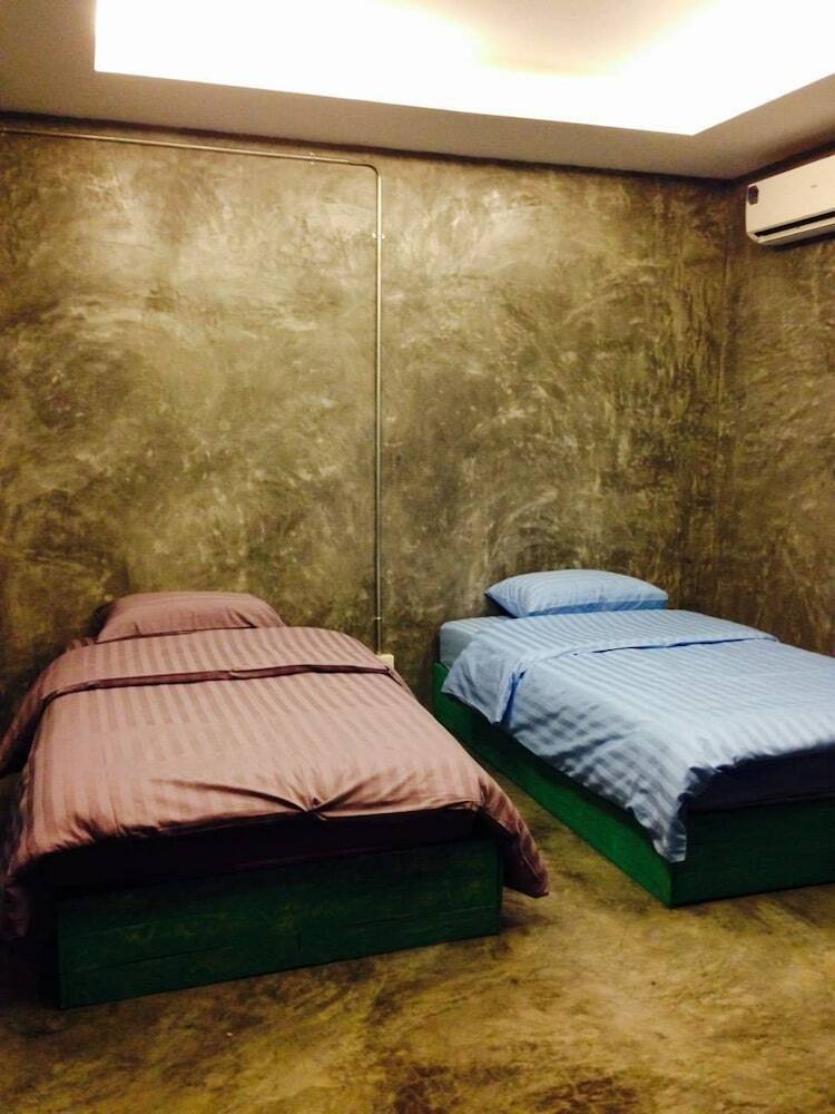 Hotel Chatchanan Resort