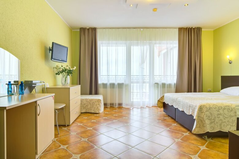 Hotel Feeria