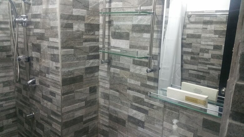 Luxury Suites 5