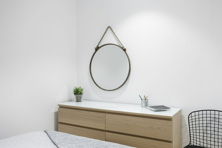 Velazquez Apartments By Flatsweethome