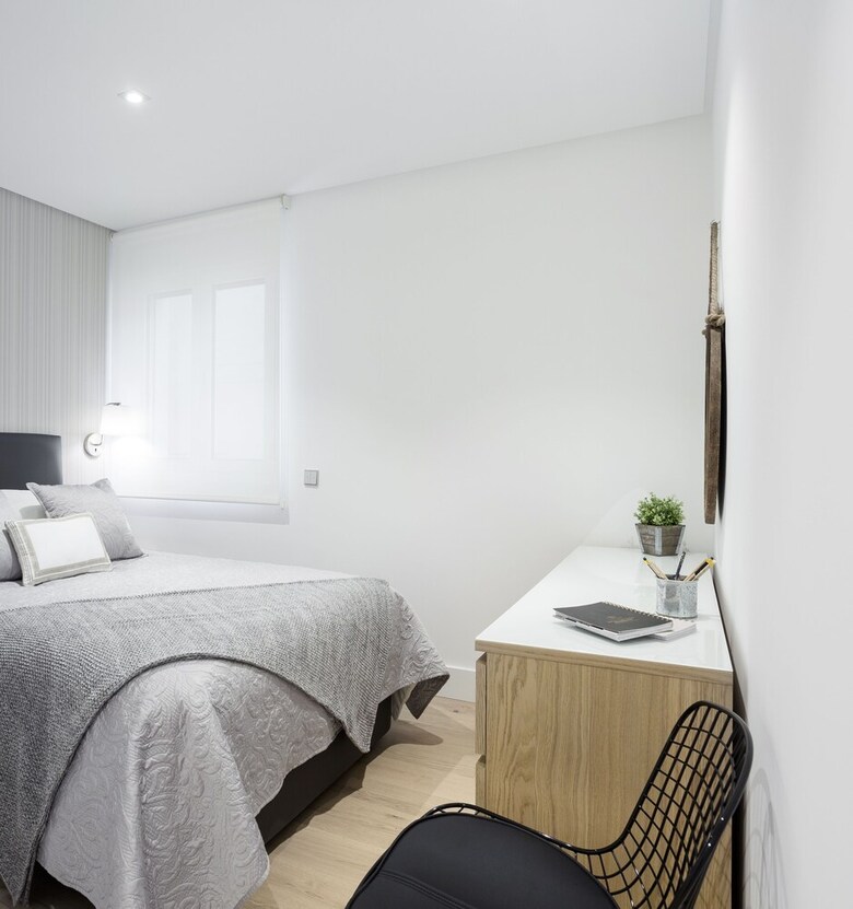 Velazquez Apartments By Flatsweethome