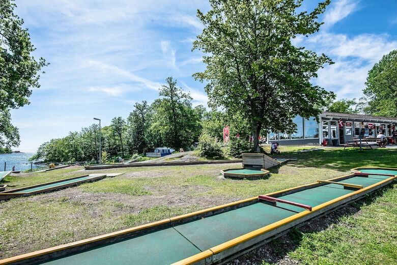 Kolleviks Camping Och Stugby Ab
