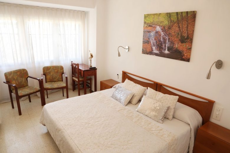 Hotel Hostal Torras