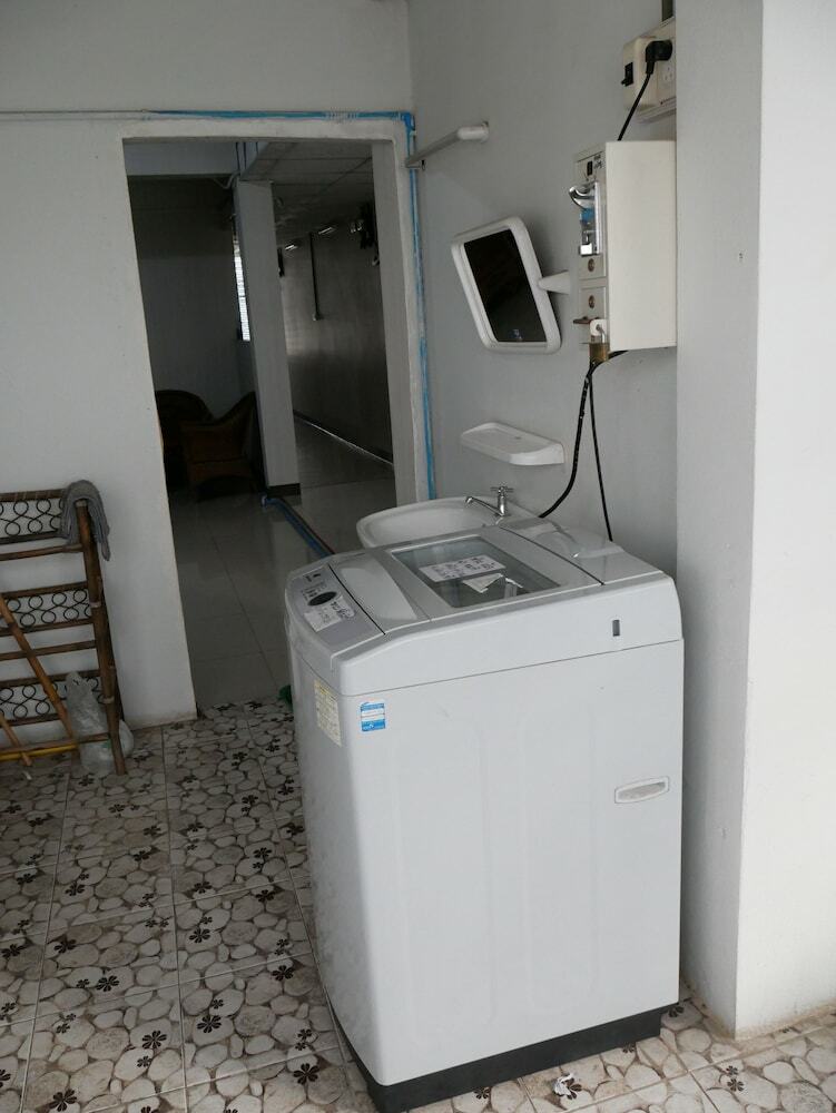 Hotel Rachanee Guesthouse