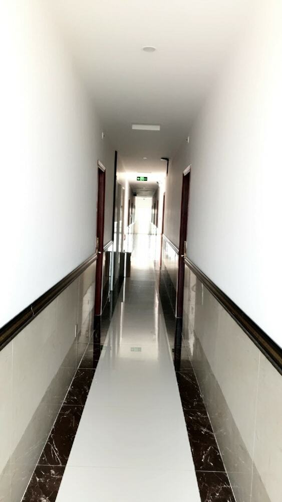 Thi Long Phung 2 Hotel