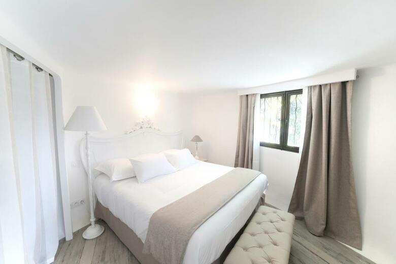 Hotel L'hostellerie Du Moulin Des Oliviers