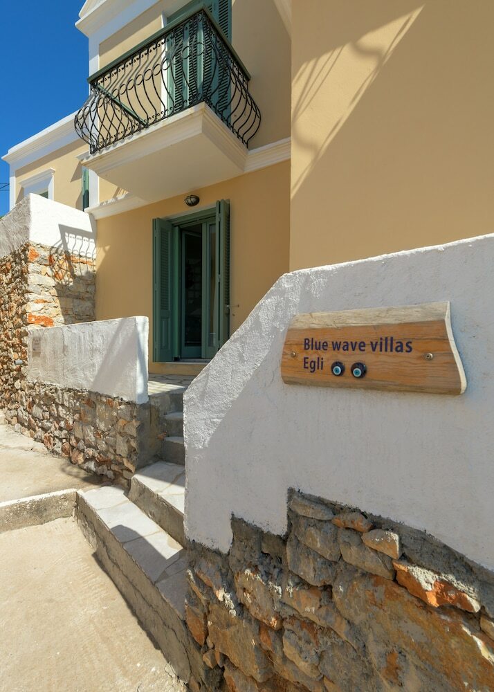 Blue Wave Villas