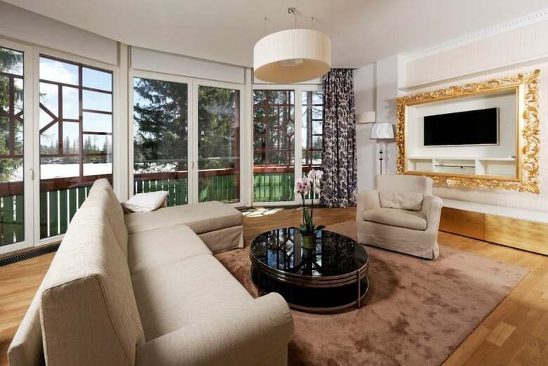 Villa Apartments In Vila Mar�na