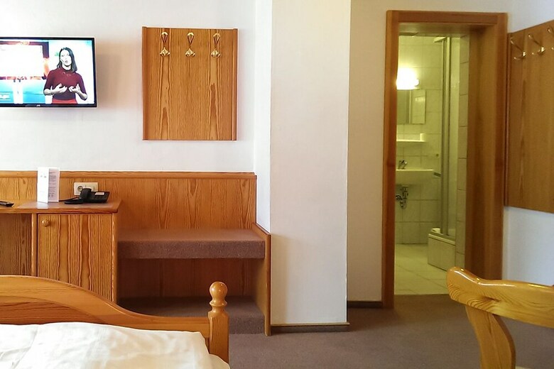 Hotel Pension Zur Linde