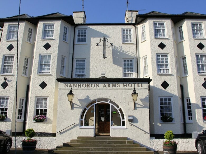 Nanhoron Arms Hotel