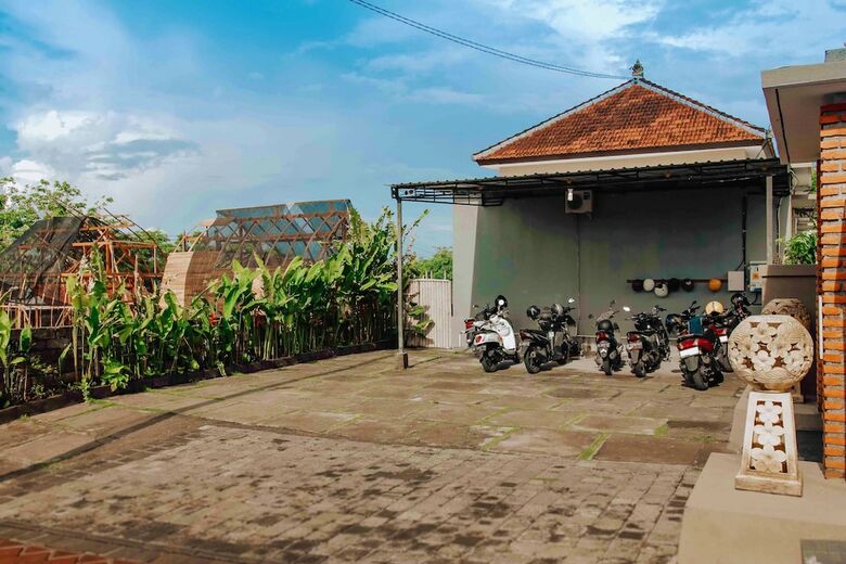 Bed & Breakfast Uluwatu Jungle Villa