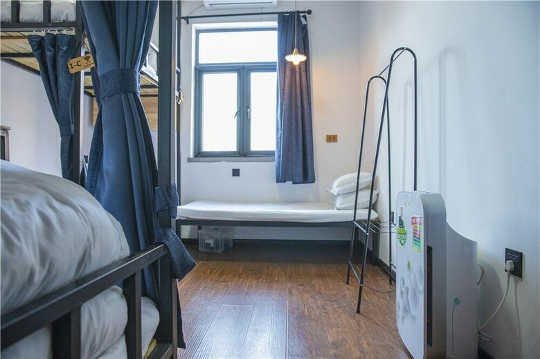 Hostal Zeako Youth Hostel