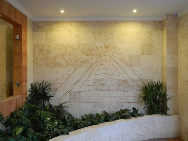 Hotel Palacio Maya