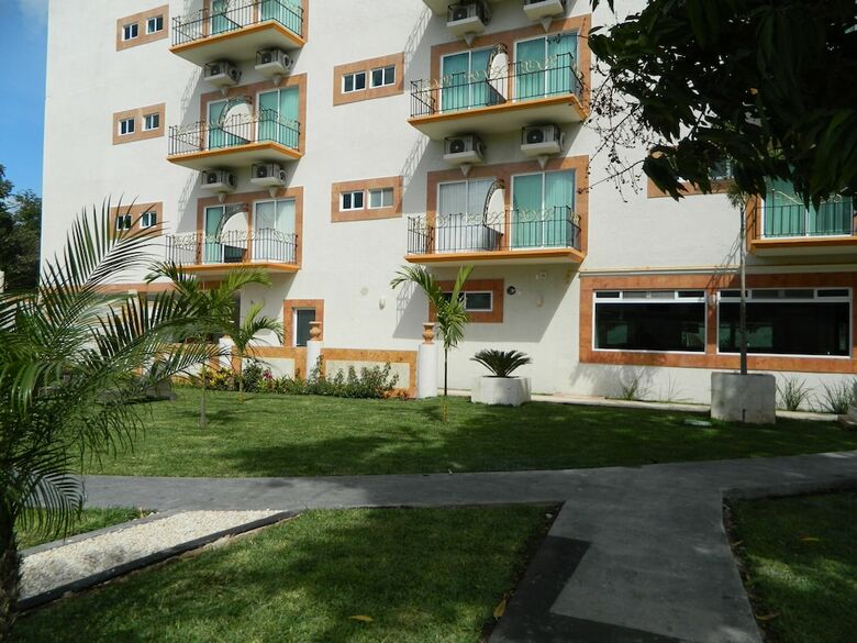 Hotel Palacio Maya