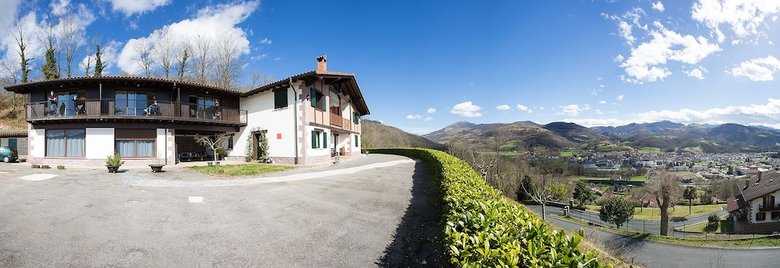 Apartamentos Markulluko Borda Rural Suites