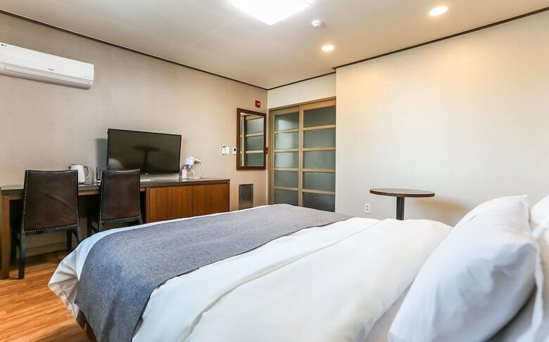Hotel Hyundae Motel