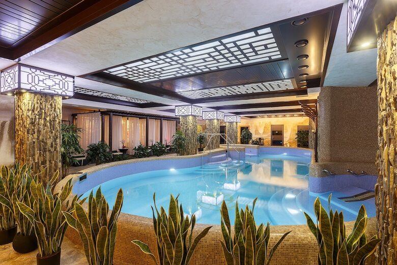 Bliss Hotel & Spa