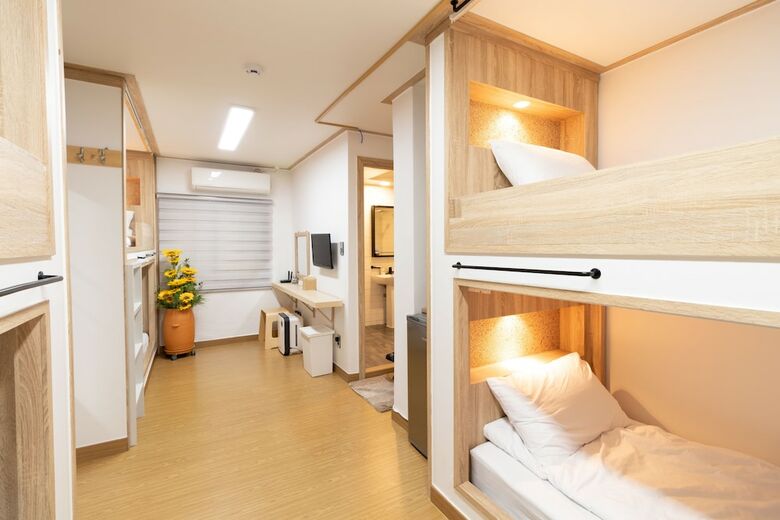 Hostal Huayuan House Hongdae - Hostel
