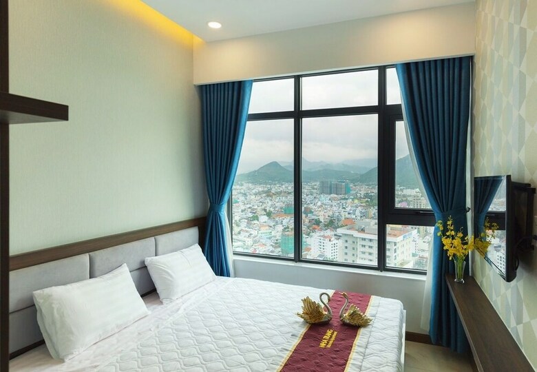 Victoria Apartment