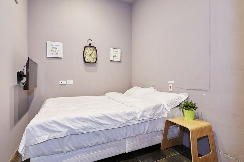 Hostal Hostel 103