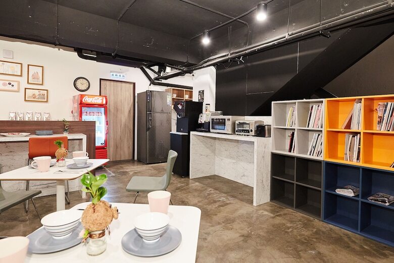 Hostal Hostel 103