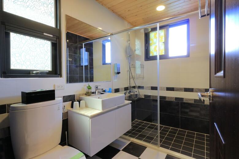 Bed & Breakfast Yoho Villa