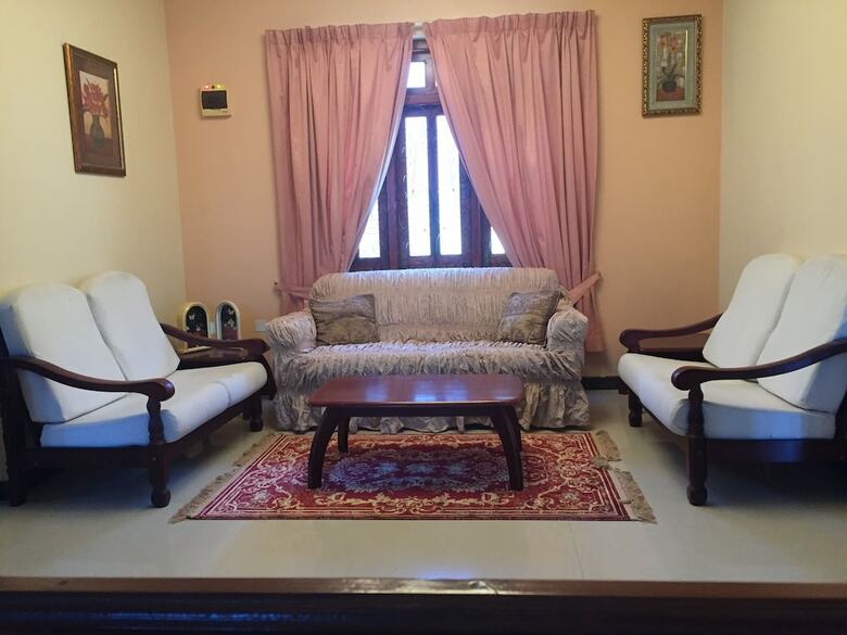 Bed & Breakfast Resident View Homestay