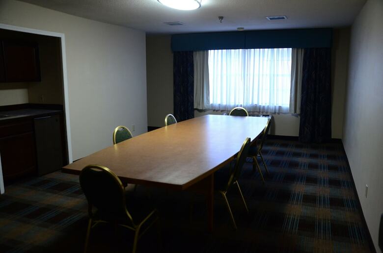 Hotel Clarion Inn Near Jblm