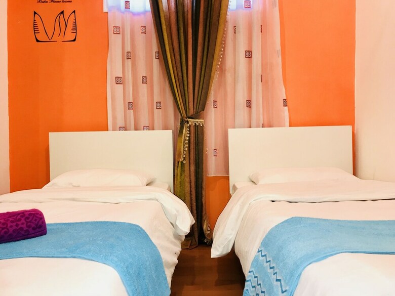 Hostal Check-in Hostel (baku Yard)