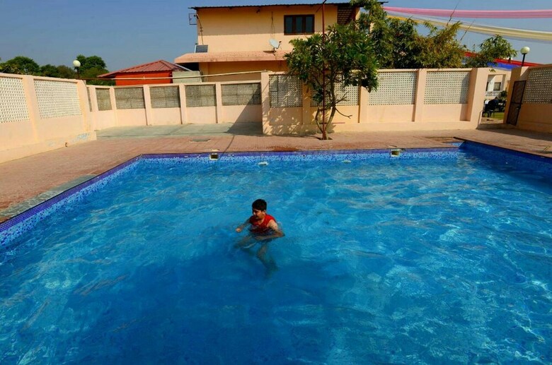 Hotel Sterling Atharva Jaipur
