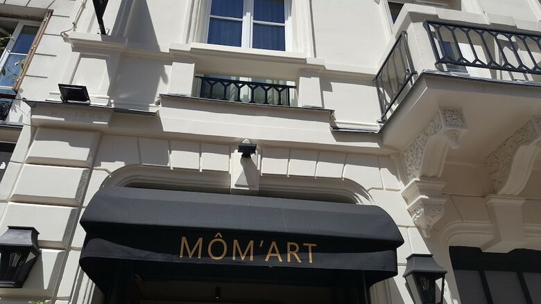 Mom?art Hotel