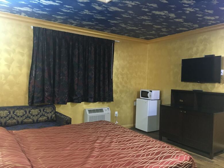 Orange Villa Park Motel