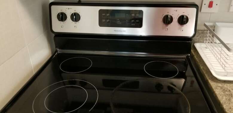 New Kingston Guest Apartment At Eight