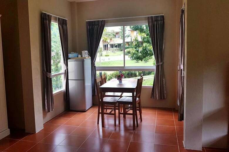 Hotel Palazzo Pavone Gallery & Resort