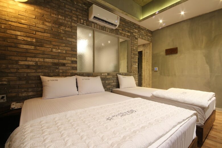 Boutique Hotel May