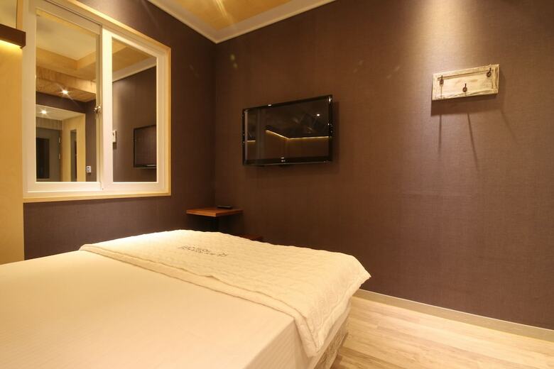 Boutique Hotel May