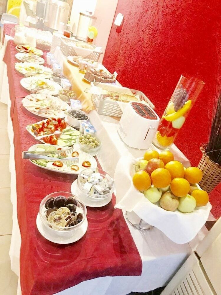 Elizeu Hotel