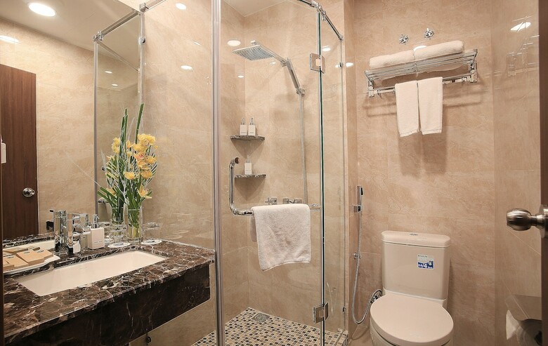 Oriana Hotel