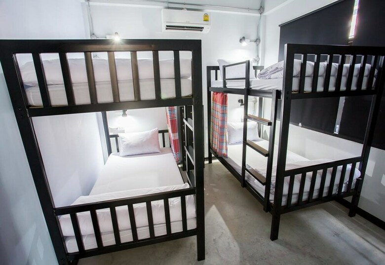 Hostal Baan 89 Hostel