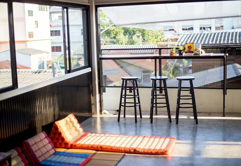 Hostal Baan 89 Hostel
