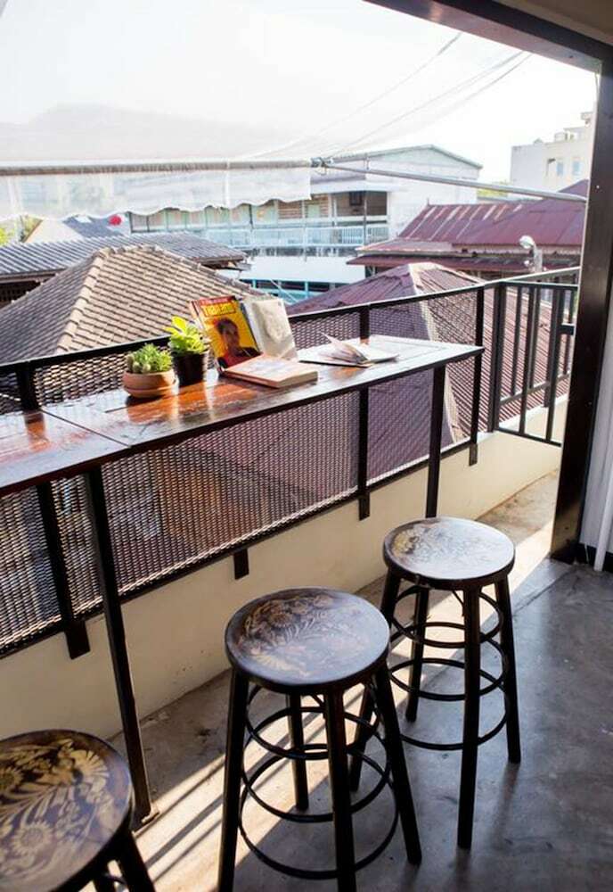 Hostal Baan 89 Hostel