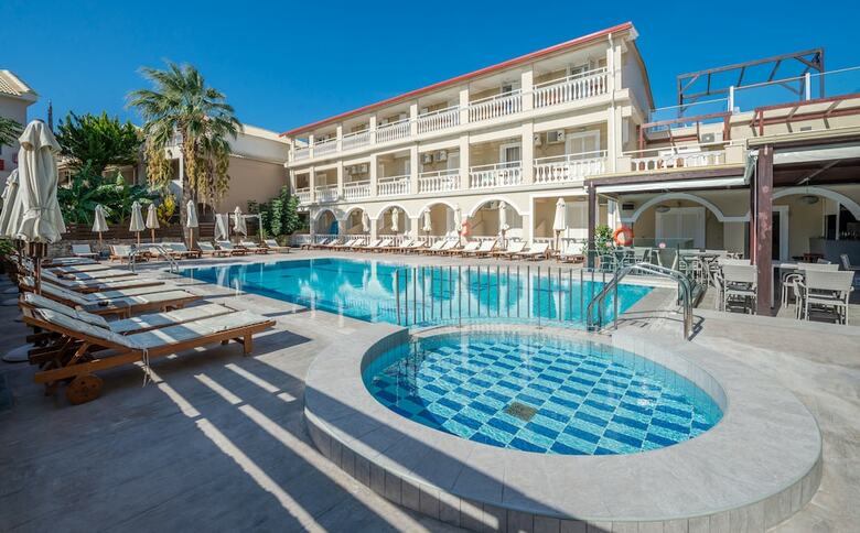 Apartamentos Stathis Studios