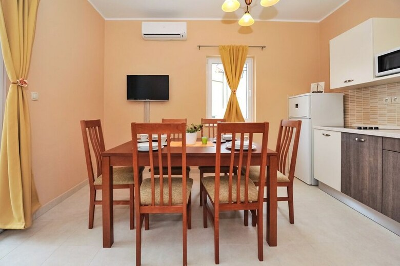 Apartments Kruno