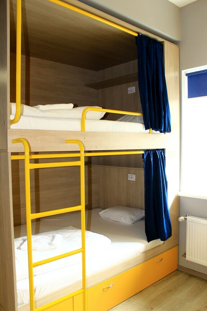 Hostal Z-one Hostel
