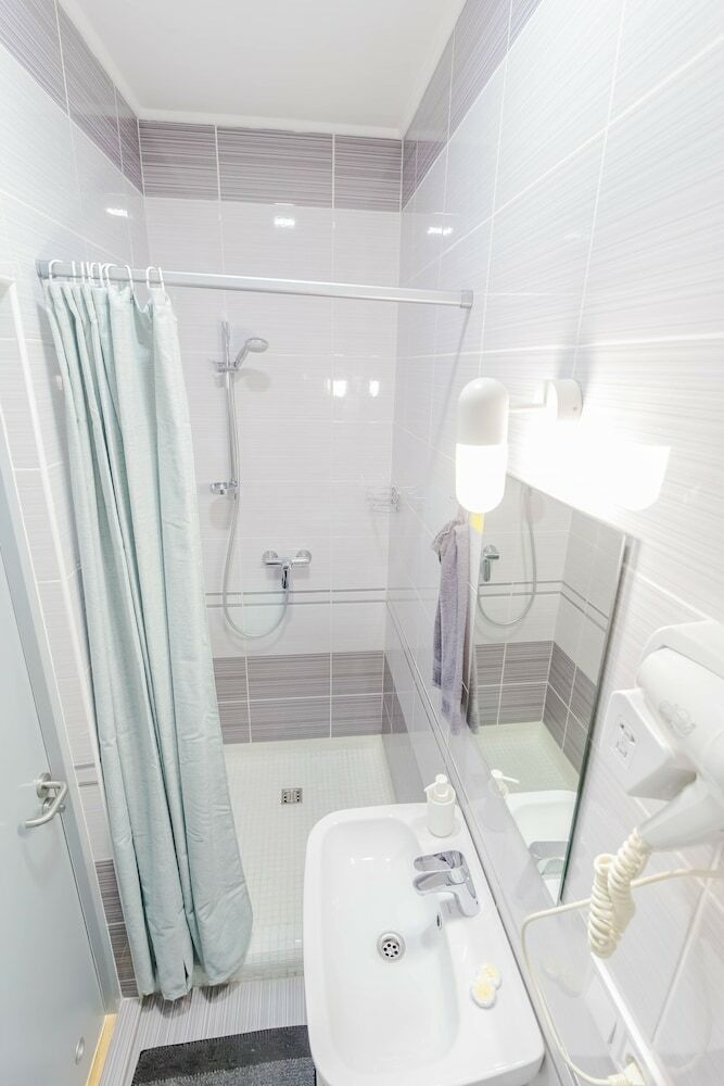 Hostal Z-one Hostel
