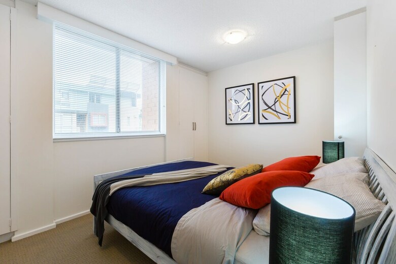 Brooke, 1bdr St.kilda Apartment