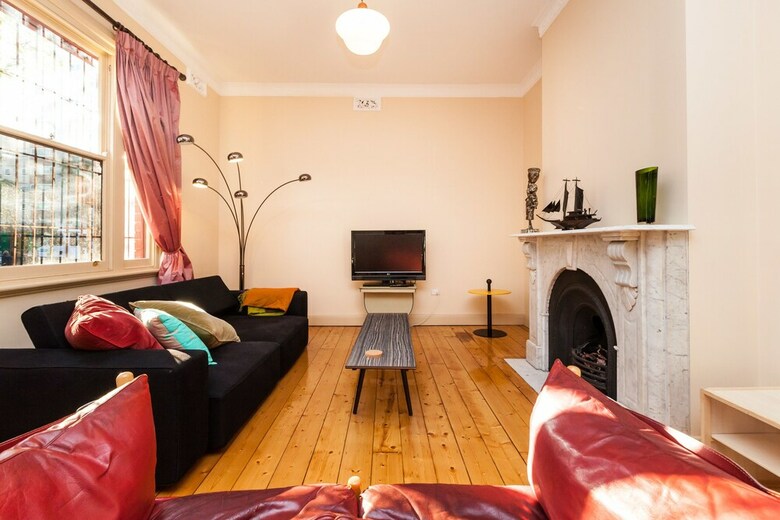 Madeline, 1bdr Fitzroy Apartment
